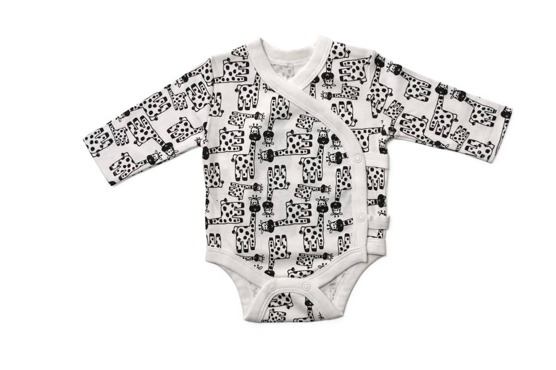 Long-sleeved side fastening vest with side fastening